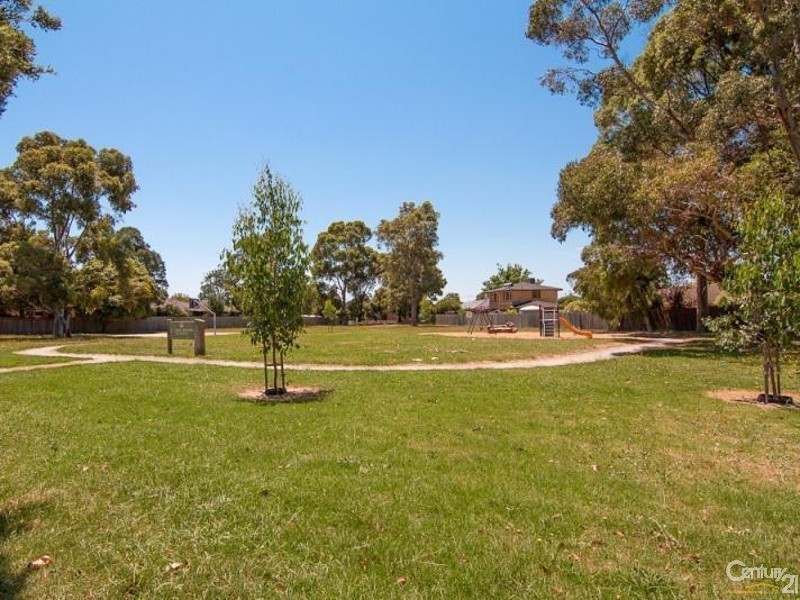 48 Lucerne Crescent, Frankston VIC 3199