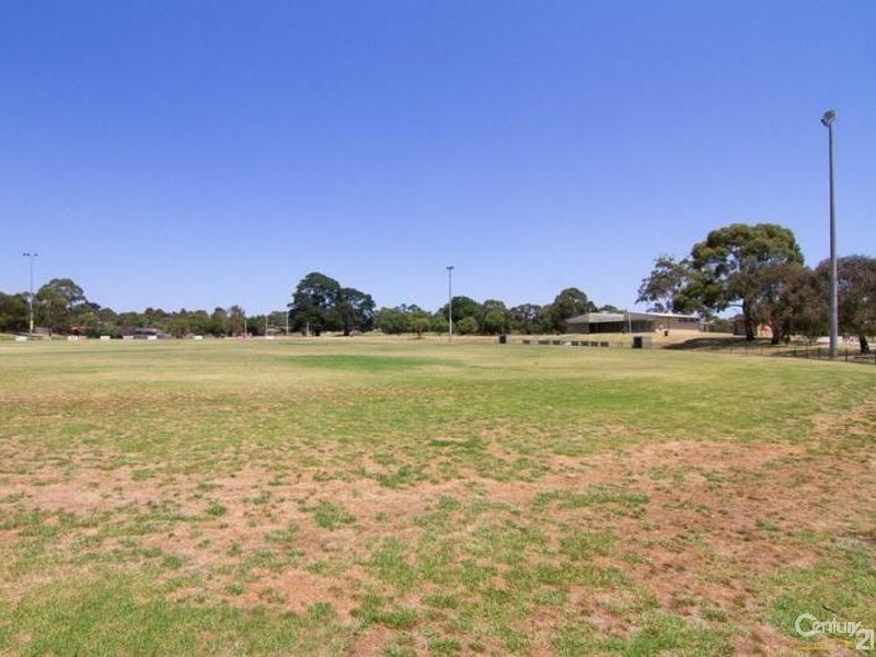 48 Lucerne Crescent, Frankston VIC 3199