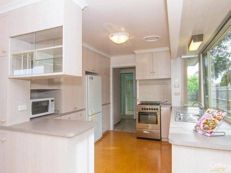 59 Maple Street, Seaford VIC 3198