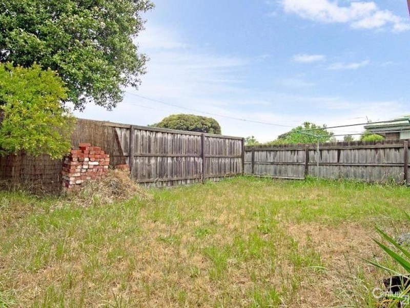 7/16 Walbundry Avenue, Frankston VIC 3199