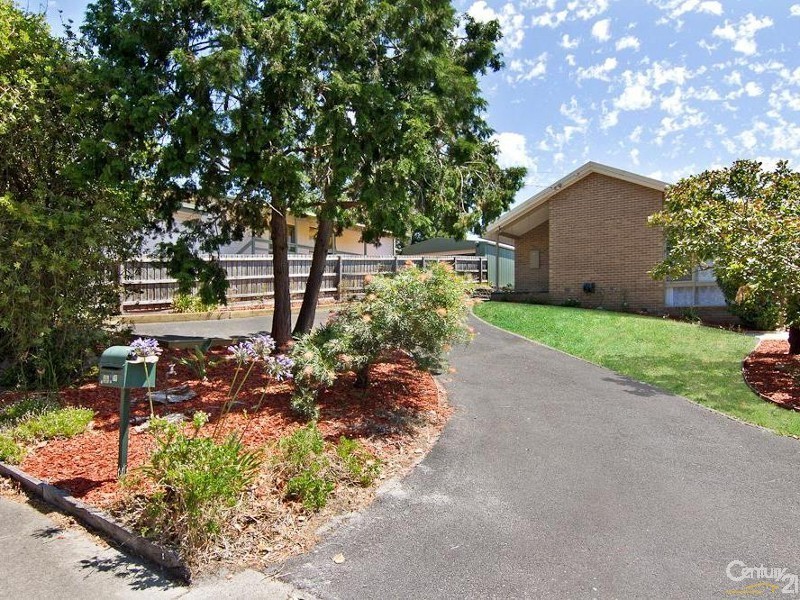 11 Kareela Road, Frankston VIC 3199