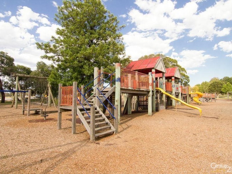 11 Kareela Road, Frankston VIC 3199