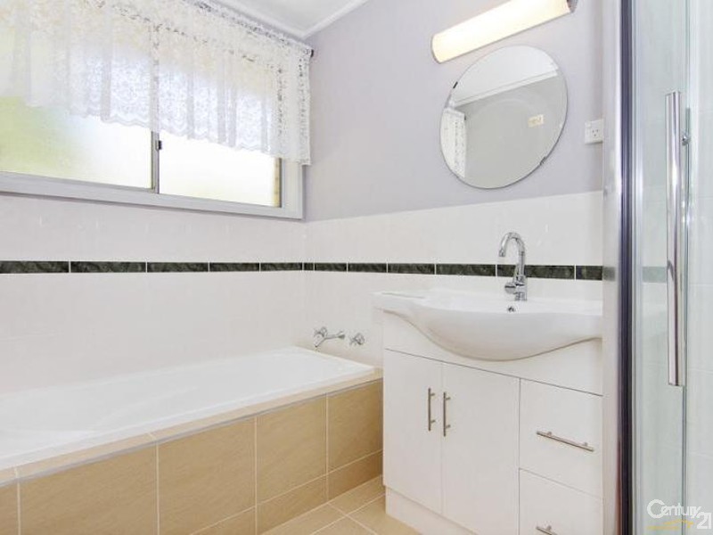 20 Frallon Crescent, Frankston VIC 3199