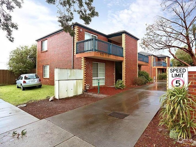 2/64 Lardner Road, Frankston VIC 3199