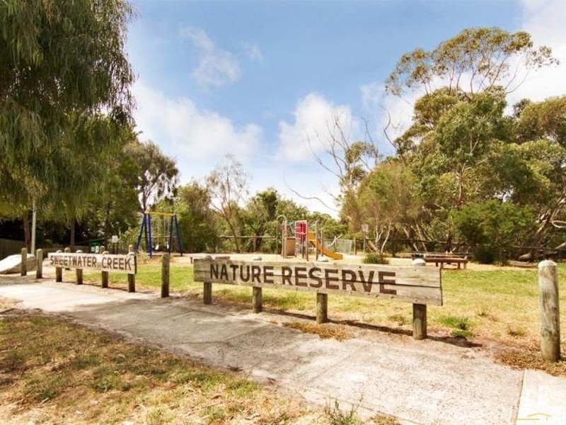 1B Ronald Avenue, Frankston South VIC 3199