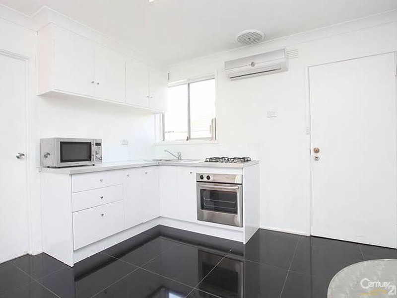 6/16 Walbundry Avenue, Frankston VIC 3199