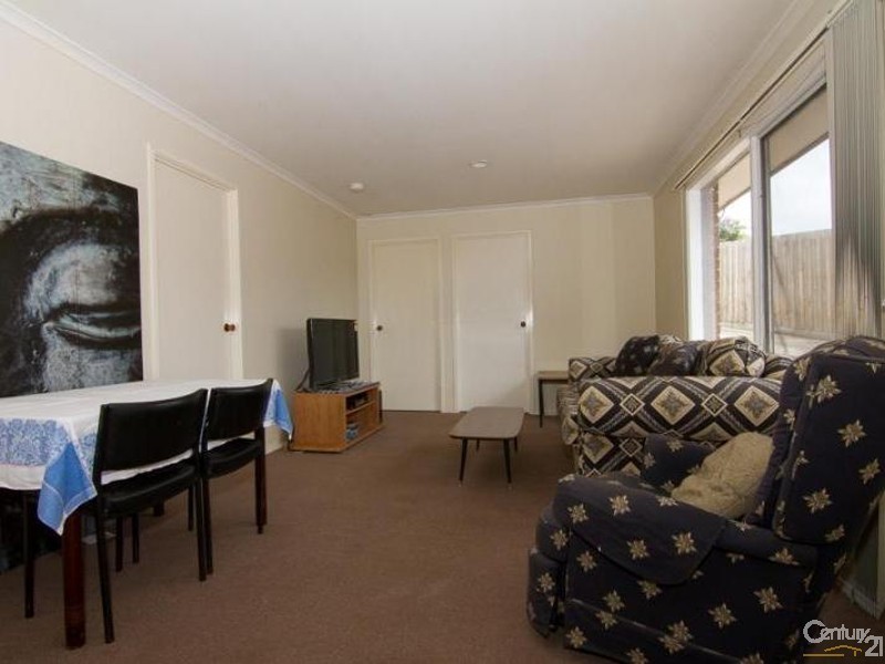 11 Attuna Crescent, Rosebud West VIC 3940