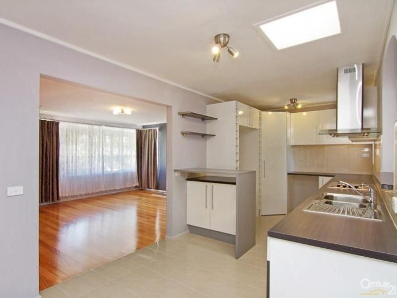 20 Frallon Crescent, Frankston VIC 3199