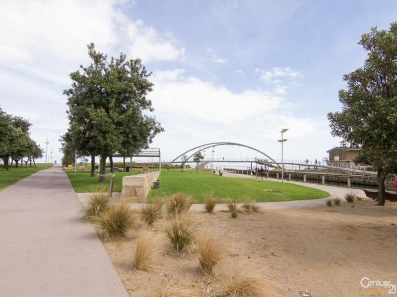 4 Park Street, Frankston VIC 3199