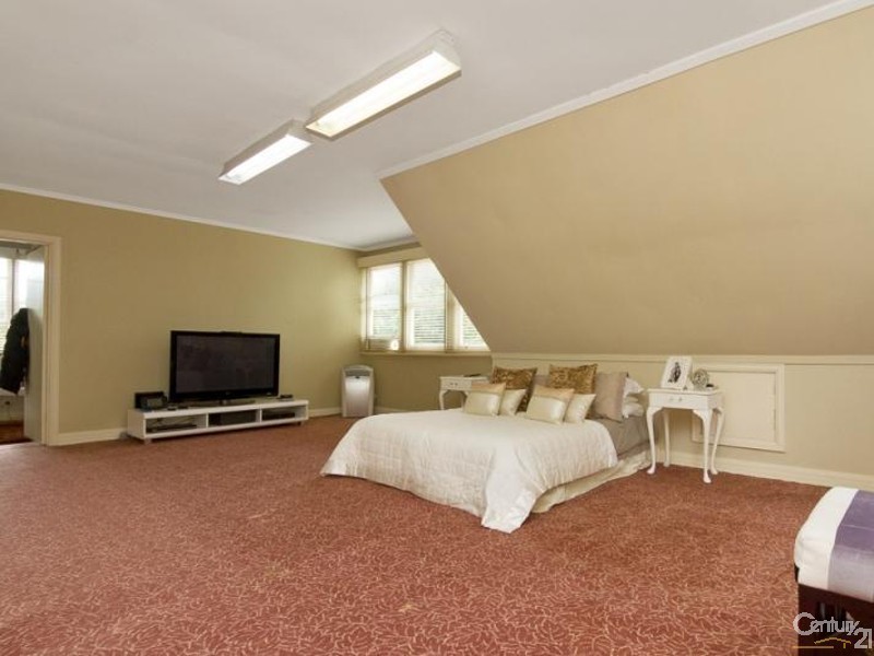 14 The Crest, Frankston South VIC 3199