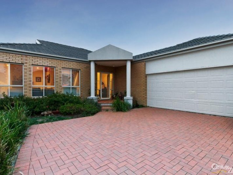 8/36 Pepperbush Crescent, Langwarrin VIC 3910
