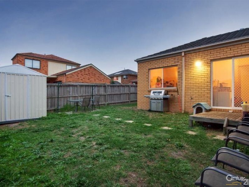 8/36 Pepperbush Crescent, Langwarrin VIC 3910