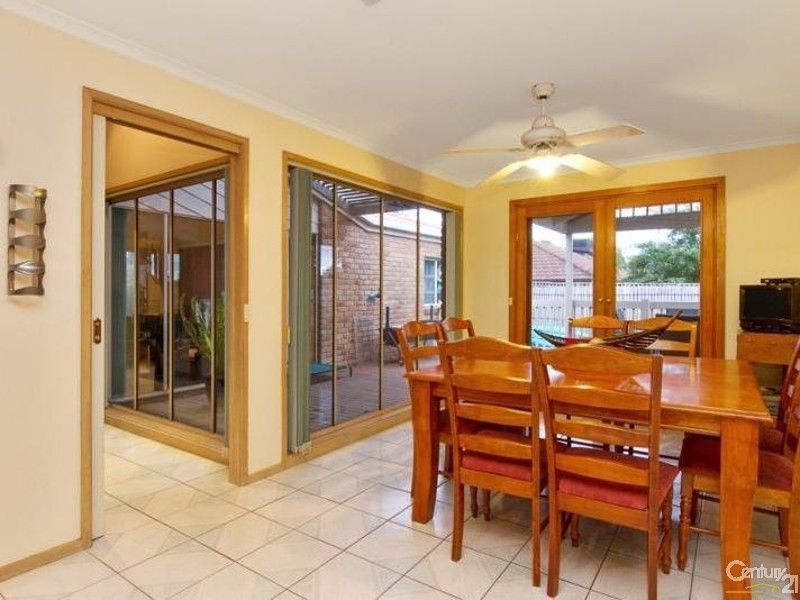5 Herrington Avenue, Carrum Downs VIC 3201