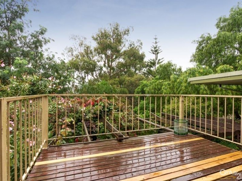 27 Wallace Avenue, Frankston VIC 3199