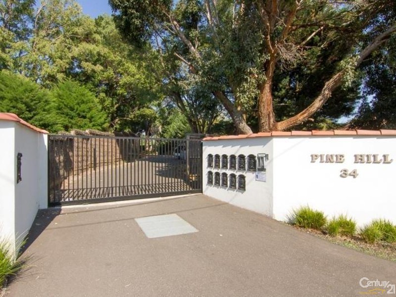 4/32 Pine Hill Drive, Frankston VIC 3199