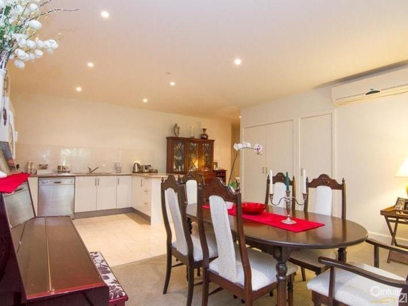 4/32 Pine Hill Drive, Frankston VIC 3199