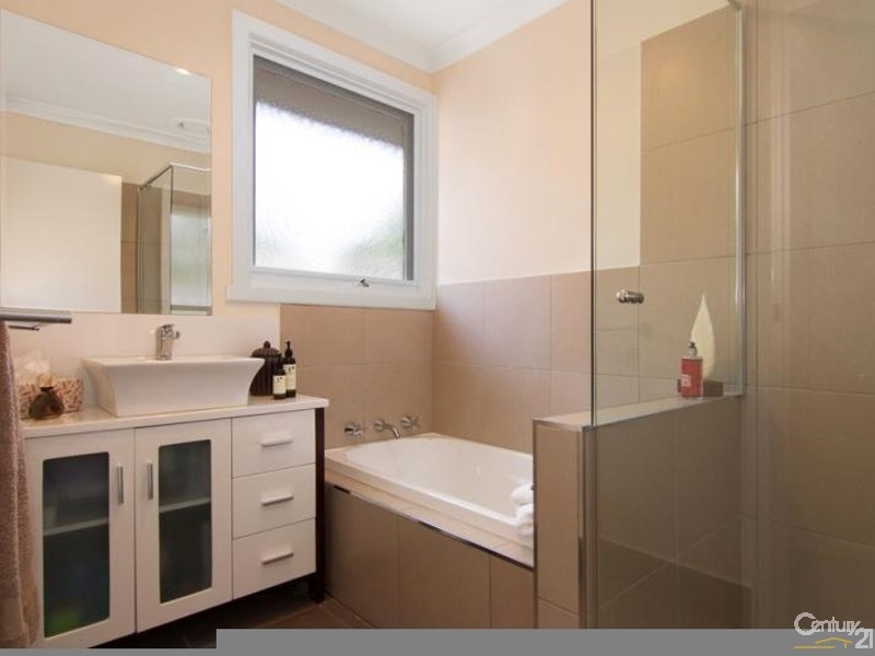 1B Ronald Avenue, Frankston South VIC 3199