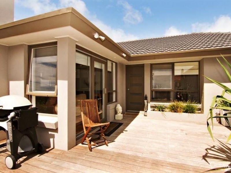 1B Ronald Avenue, Frankston South VIC 3199