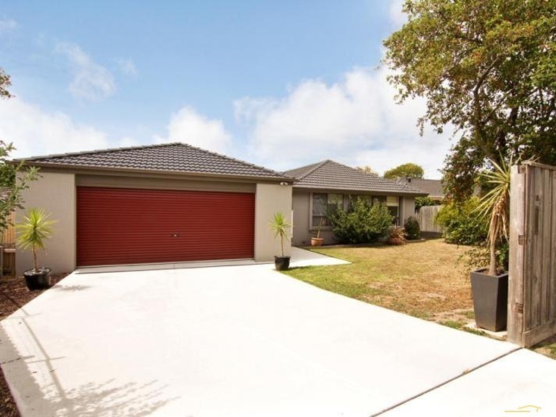 1B Ronald Avenue, Frankston South VIC 3199