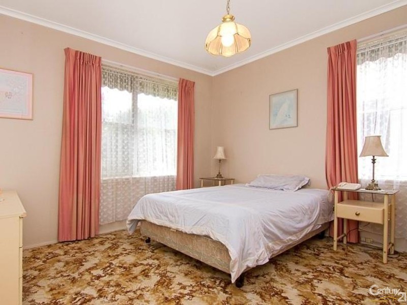 10 Lambert Street, Frankston North VIC 3200