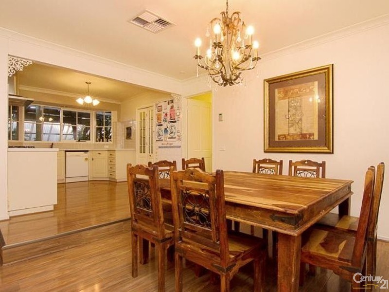 10 Impressa Close, Langwarrin VIC 3910