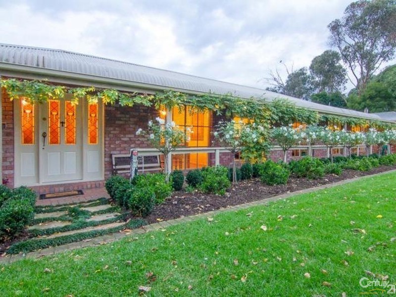 10 Impressa Close, Langwarrin VIC 3910