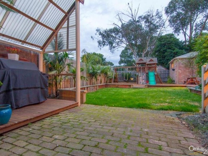 10 Impressa Close, Langwarrin VIC 3910