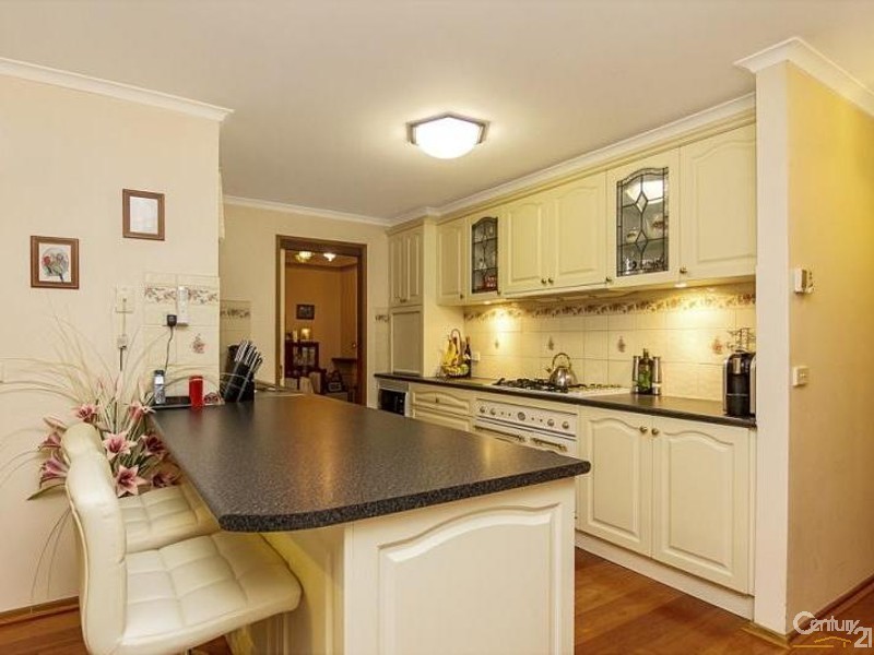 4 Noel Road, Langwarrin VIC 3910