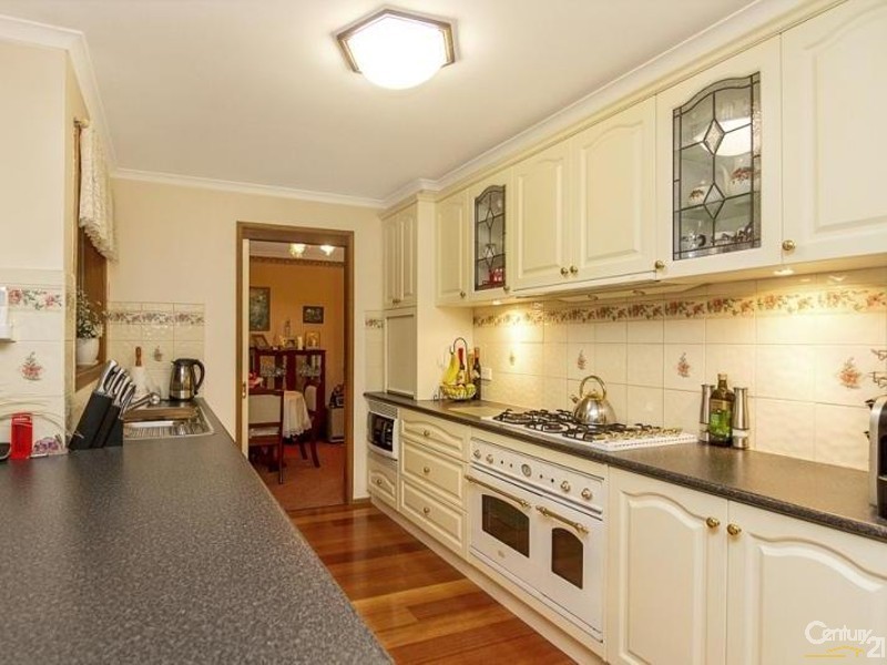 4 Noel Road, Langwarrin VIC 3910