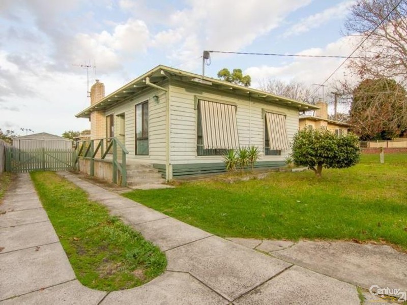 8 Harrow Street, Frankston VIC 3199