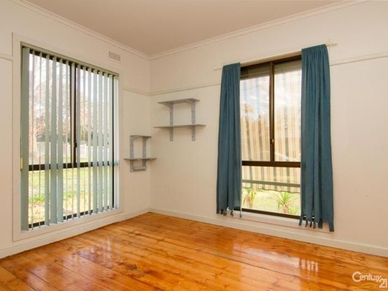 8 Harrow Street, Frankston VIC 3199