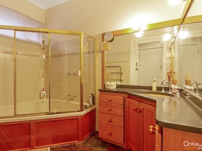 16 The Crest, Frankston South VIC 3199