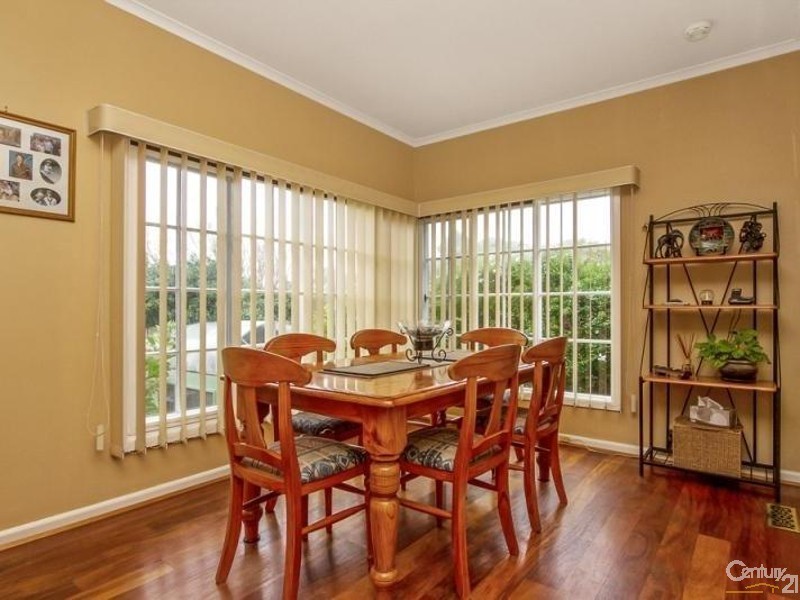 16 The Crest, Frankston South VIC 3199