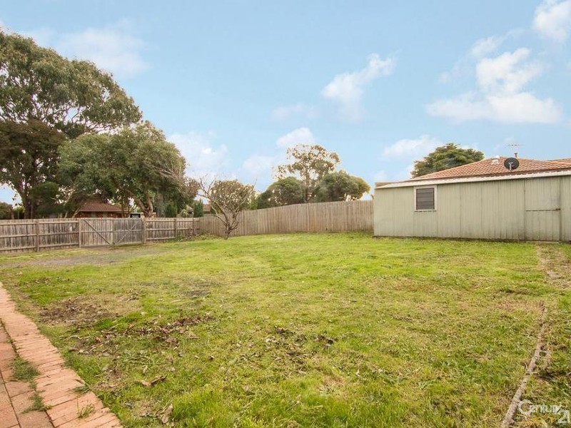 26 Quarrion Drive, Carrum Downs VIC 3201