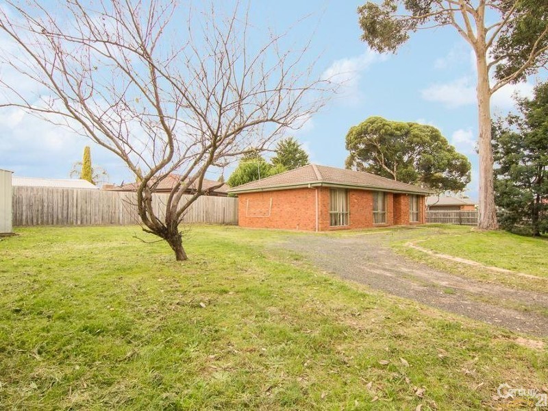 26 Quarrion Drive, Carrum Downs VIC 3201