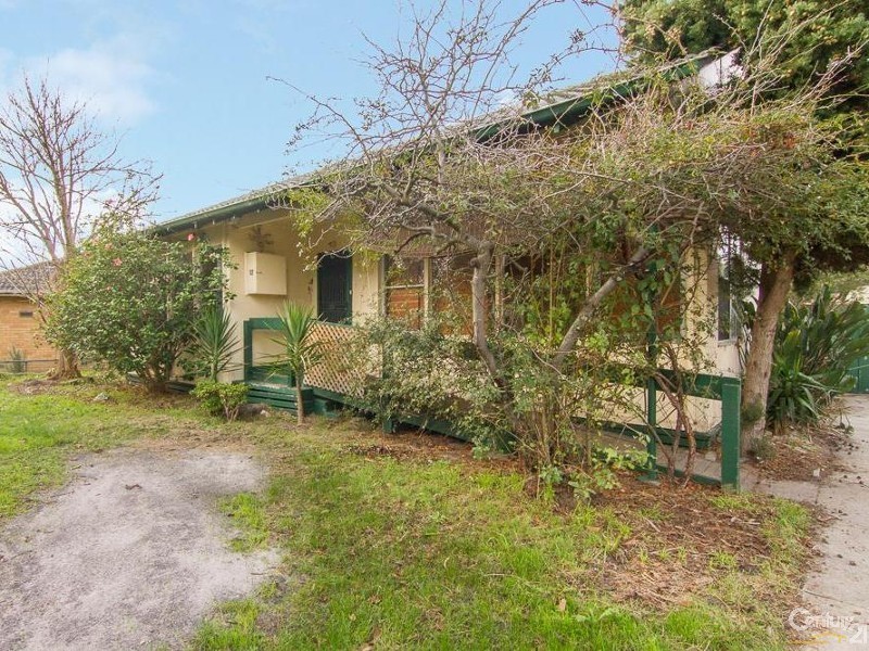 12 Radiata Street, Frankston North VIC 3200