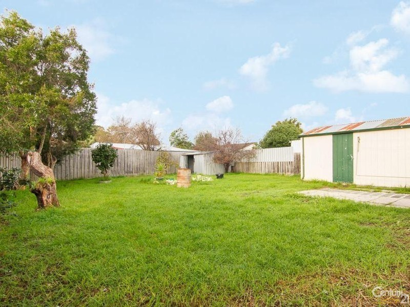 12 Radiata Street, Frankston North VIC 3200