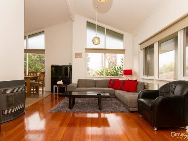 94 Grimwade Crescent, Frankston VIC 3199