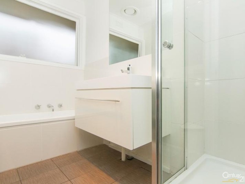 94 Grimwade Crescent, Frankston VIC 3199