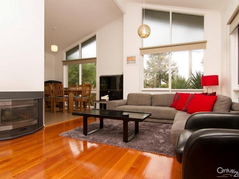 94 Grimwade Crescent, Frankston VIC 3199