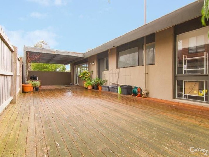94 Grimwade Crescent, Frankston VIC 3199