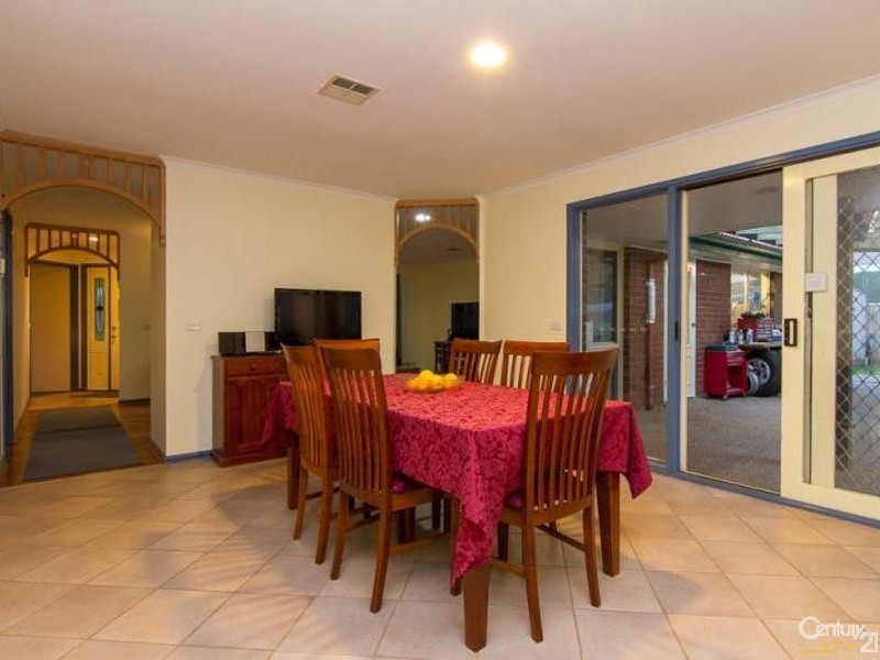 12 Trameland Court, Langwarrin VIC 3910