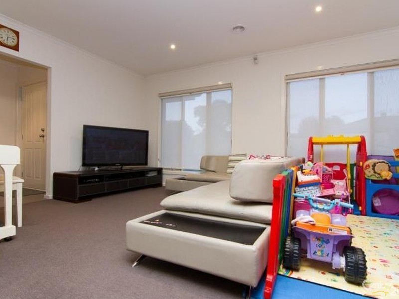 1/4 Langewan Road, Langwarrin VIC 3910