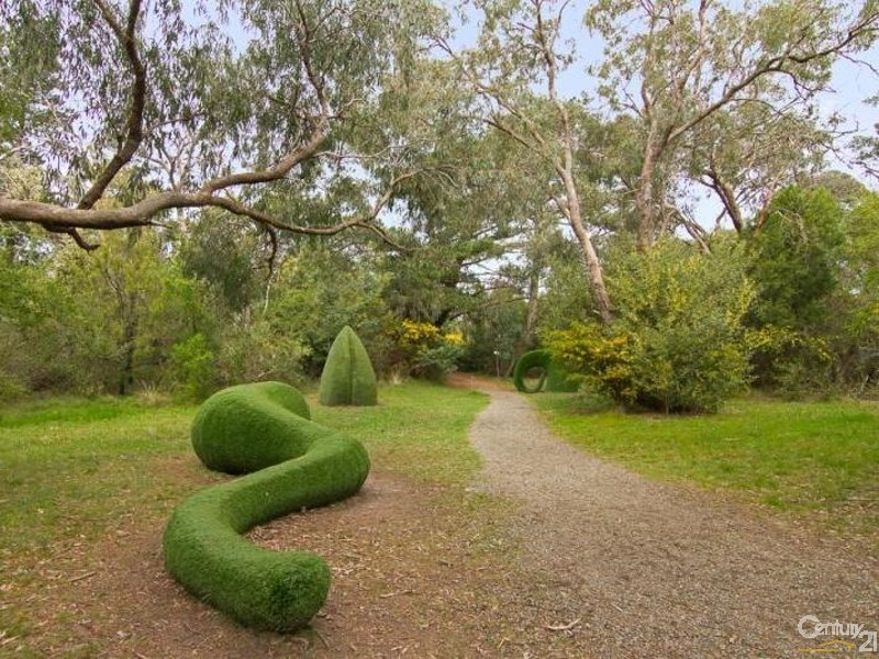 1/4 Langewan Road, Langwarrin VIC 3910