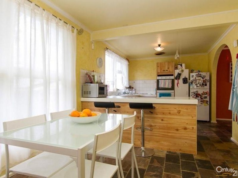 37 Warrain Street, Frankston VIC 3199