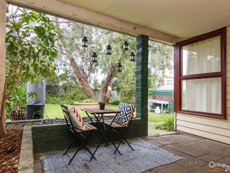 37 Warrain Street, Frankston VIC 3199