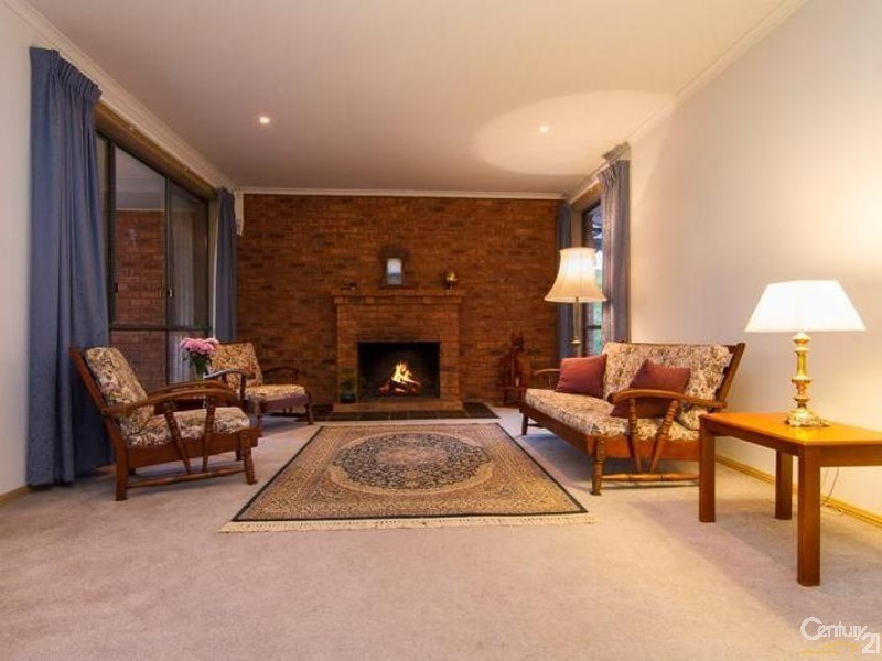 22 Olearia Crescent, Langwarrin VIC 3910