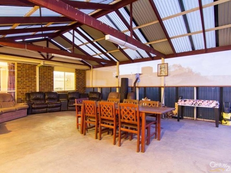 4 Jason Road, Carrum Downs VIC 3201