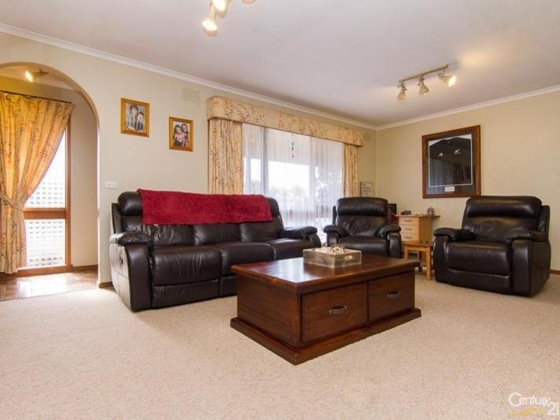 48 Ferndale Drive, Frankston VIC 3199