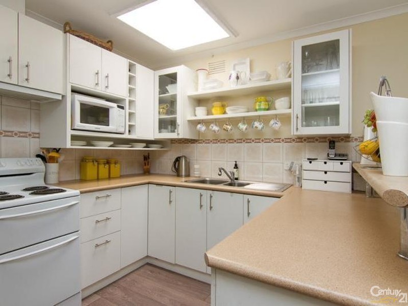 4/2 Holmes Street, Frankston VIC 3199